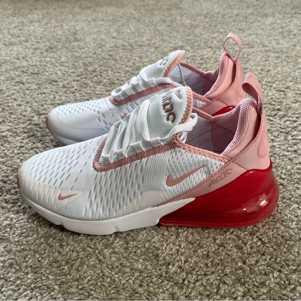 Nike Air Max 270 Sneakers